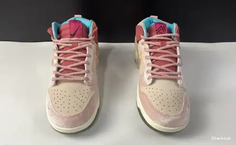 Dunk DJ1173-600 Pro SB Social Status x Nk High 0625